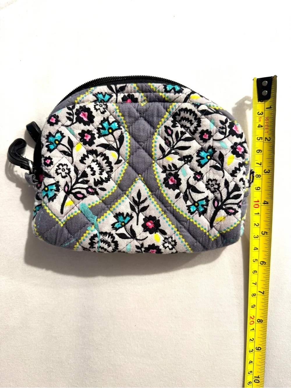 Vera Bradley never used